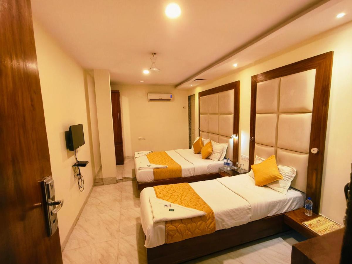 Apex Hotel Мумбаи Экстерьер фото