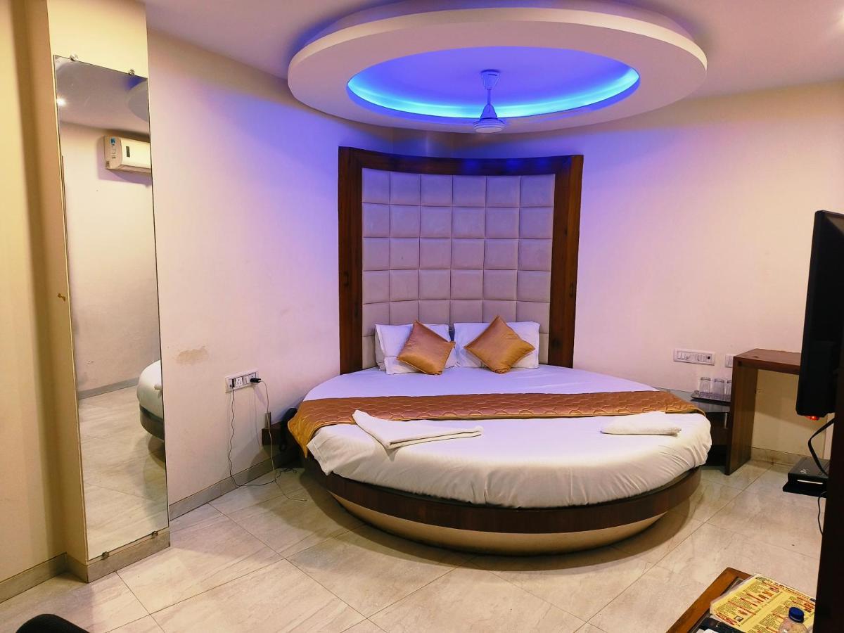 Apex Hotel Мумбаи Экстерьер фото